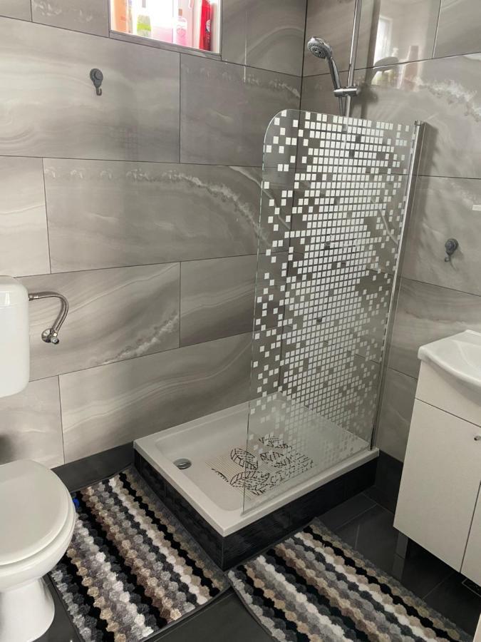 Studio Apartman Valentina Velika Mlaka エクステリア 写真